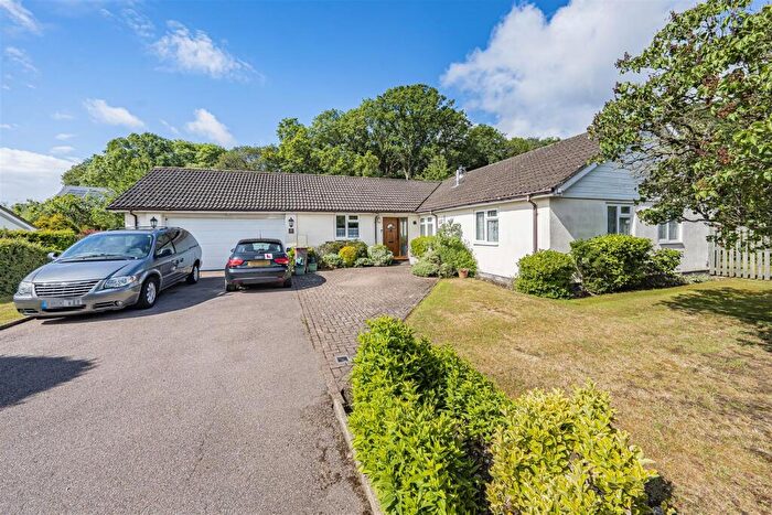 4 Bedroom Detached Bungalow For Sale In Park Street Lane, Park Street, St. Albans, AL2