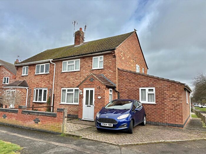 5 Bedroom Semi-Detached House For Sale In Reed Pool Close, Countesthorpe, Leicester, Leicestershire., LE8