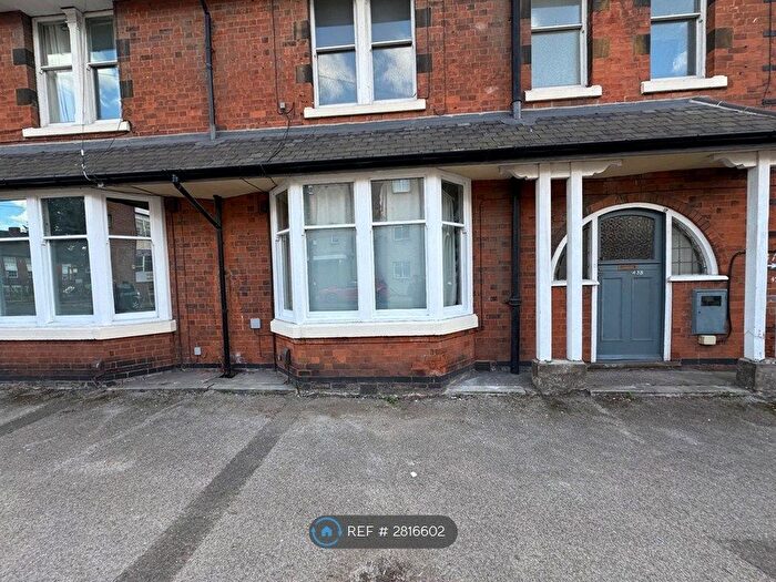 2 Bedroom Flat To Rent In Haydn Road, Nottingham, NG5