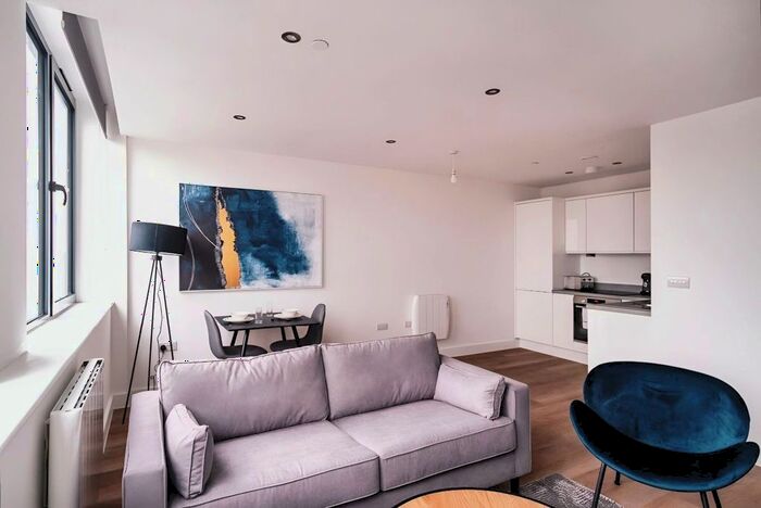 1 Bedroom Flat To Rent In Apartment, Alexander House, Manchester, M16