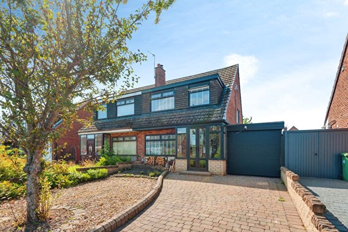 3 Bedroom Semi Detached House For Sale In Arklow Drive, Hale Village, Liverpool, Cheshire, L24