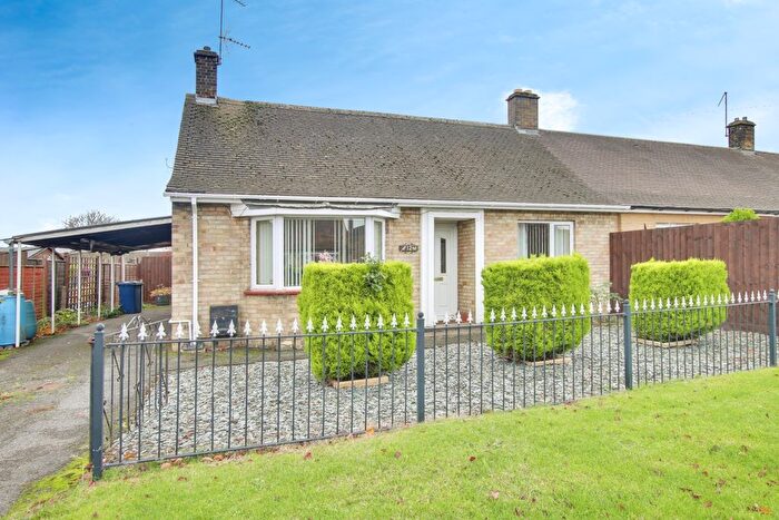 2 Bedroom Terraced Bungalow For Sale In Grounds Avenue, March, PE15