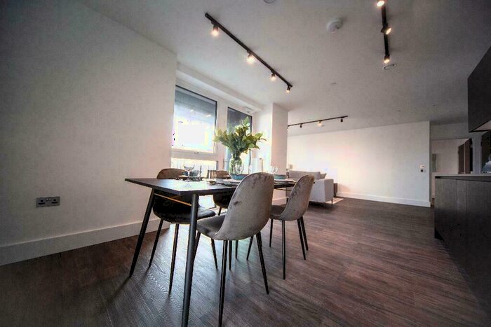 3 Bedroom Apartment To Rent In Scrubs Lane, London, NW10