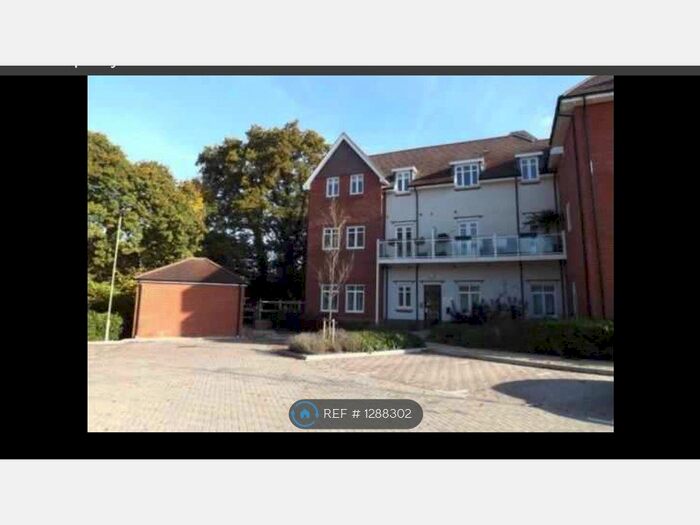 1 Bedroom Flat To Rent In Jubilee Drive, Fleet GU52