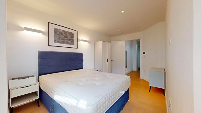 1 Bedroom Flat To Rent In New Horizons Court, Brentford, TW8