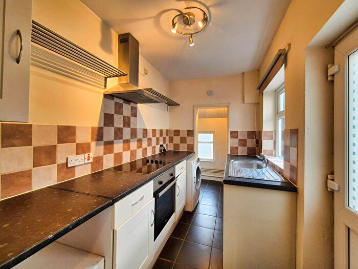 2 Bedroom End Of Terrace House To Rent In Myrtle Road, Ipswich, IP3