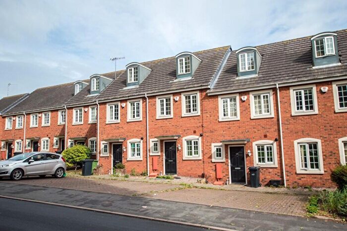 3 Bedroom Terraced House To Rent In Selborne Road, Dudley, DY2