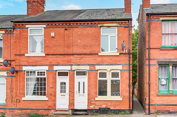 2 Bedroom Terraced House For Sale In Harcourt Road, Nottingham, NG7