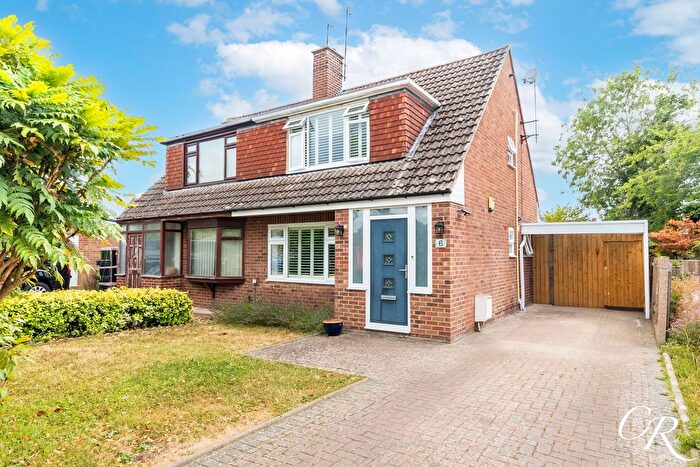 3 Bedroom Semi Detached House For Sale In Daylesford Close, Benhall, GL51