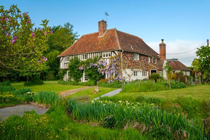 6 Bedroom Detached House For Sale In Luddenham, Faversham, Kent, ME13