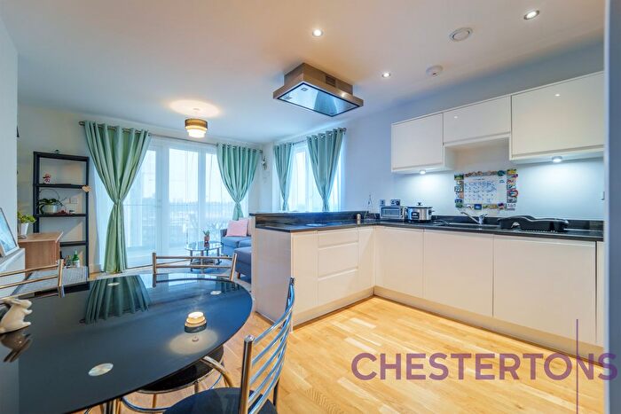 2 Bedroom Flat To Rent In Wimhurst Court, East India And Lansbury, E14