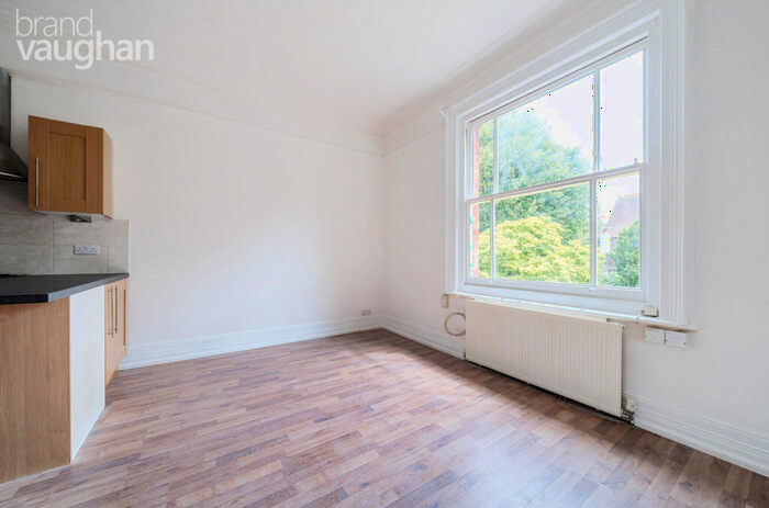 Flat To Rent In Preston Road, Brighton, East Sussex, BN1