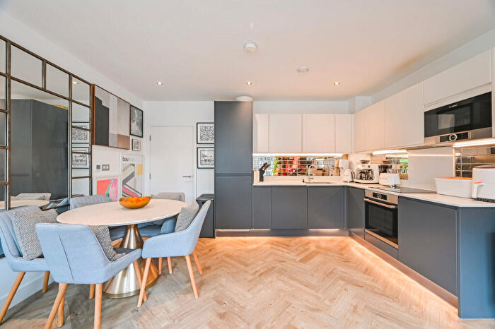 1 Bedroom Flat For Sale In Monkwood Way, Hackney Wick, , Hackney Wick, London, E3 - Photo 2