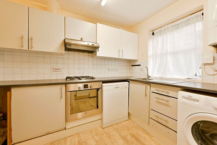 2 Bedroom Terraced House For Sale In Boston Manor Road, Brentford, TW8