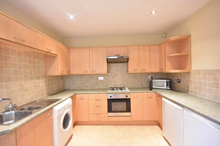 2 Bedroom Flat To Rent In Grosvenor Place, Jesmond, NE2