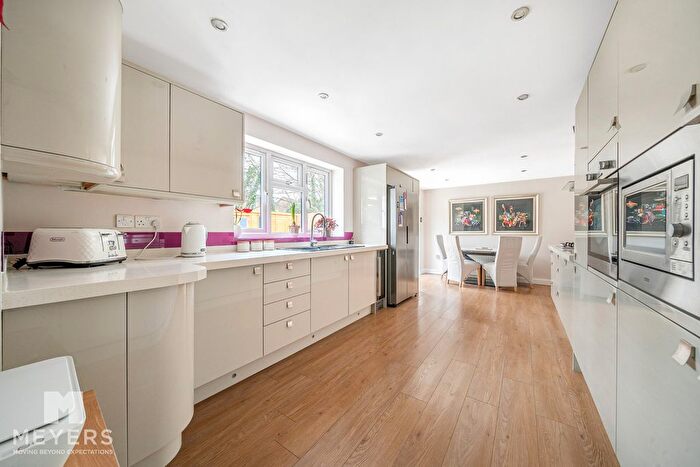 3 Bedroom Detached Bungalow For Sale In Keighley Avenue, Broadstone, BH18