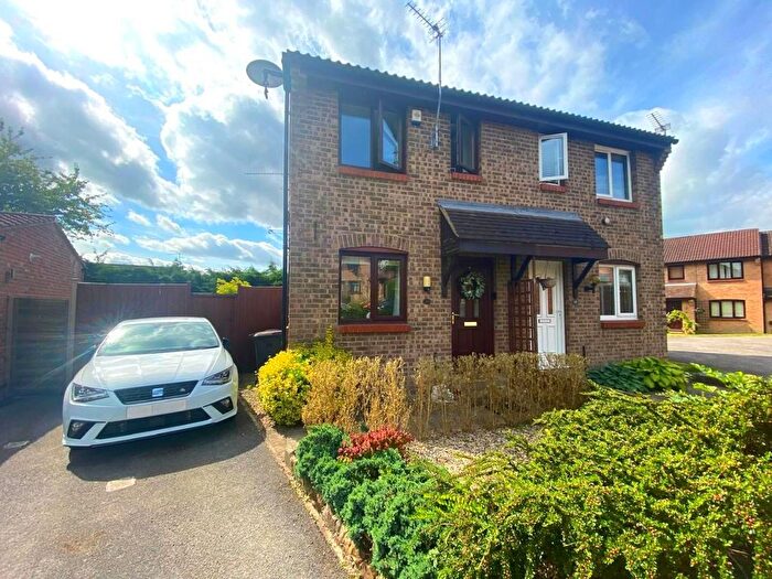 2 Bedroom Semi Detached House To Rent In Hartwith Close, Harrogate, HG3