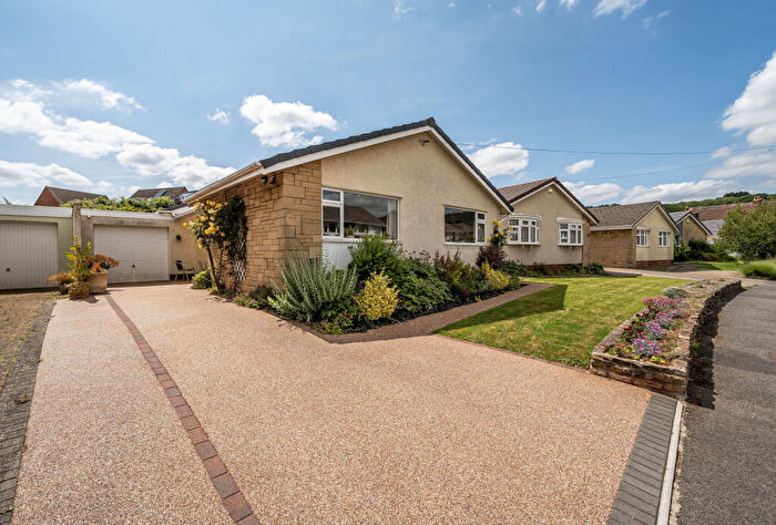 3 Bedroom Bungalow For Sale In Lampton Road, Long Ashton, Bristol, North Somerset, BS41