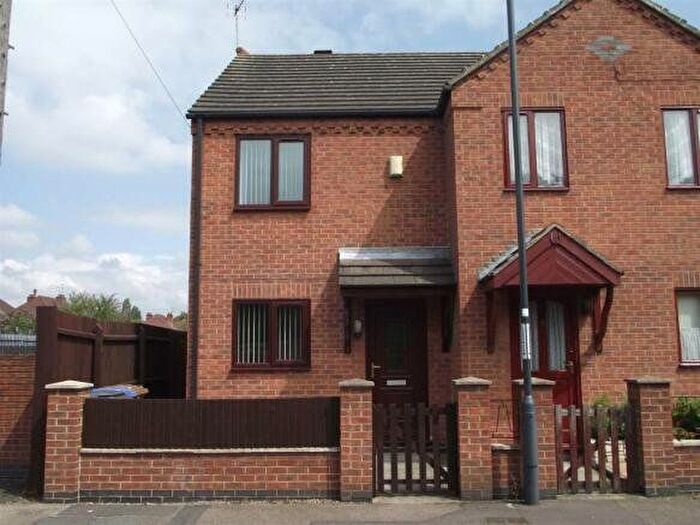 2 Bedroom Semi-Detached House To Rent In Harrington Street, Allenton, Derby, Derbyshire, DE24