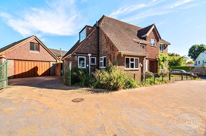 4 Bedroom Detached House For Sale In Snowdrop Way, Bisley, Woking, Surrey, GU24