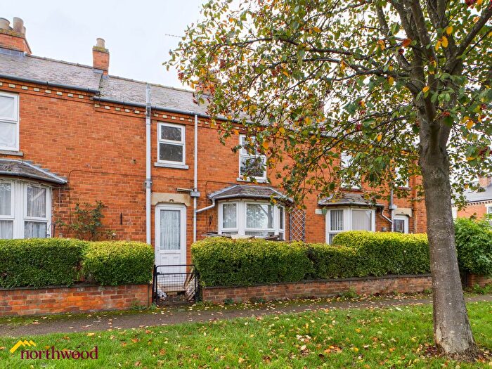 3 Bedroom Terraced House To Rent In Howard Road, Banbury, OX16