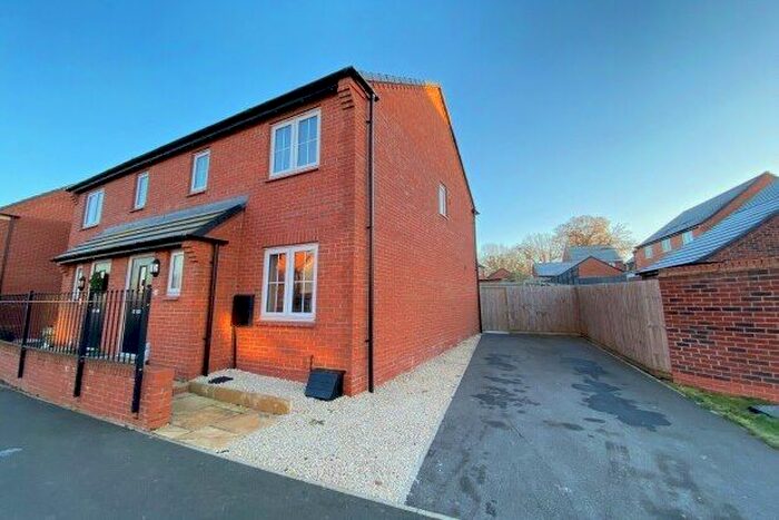 3 Bedroom Property To Rent In Elderberry Drive, Leicester, LE7