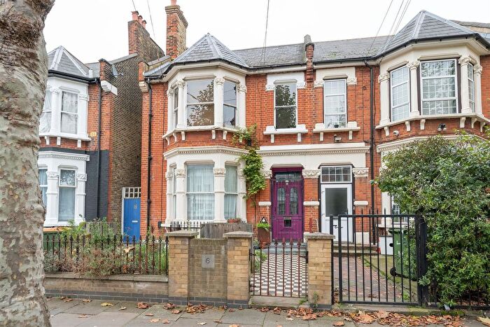 2 Bedroom Flat To Rent In Norwich Road, London, E7