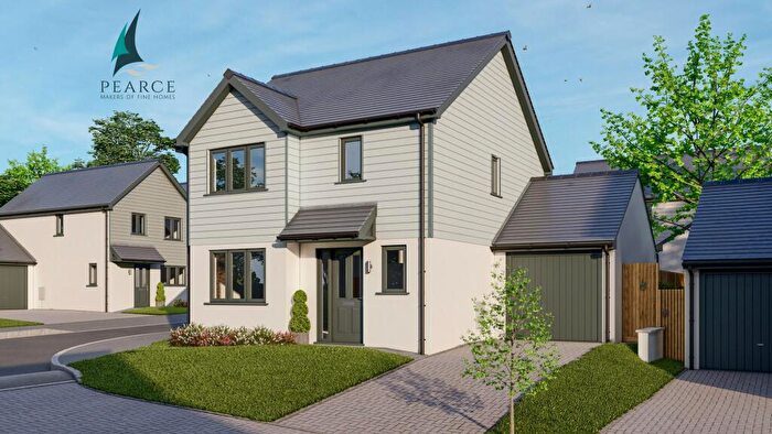 3 Bedroom Detached House For Sale In Highfield Park, Bodmin, PL31