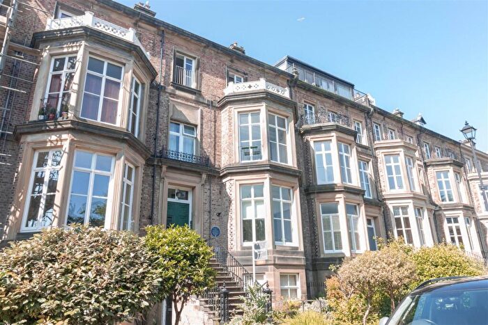 3 Bedroom Apartment For Sale In Priors Terrace, Tynemouth, NE30