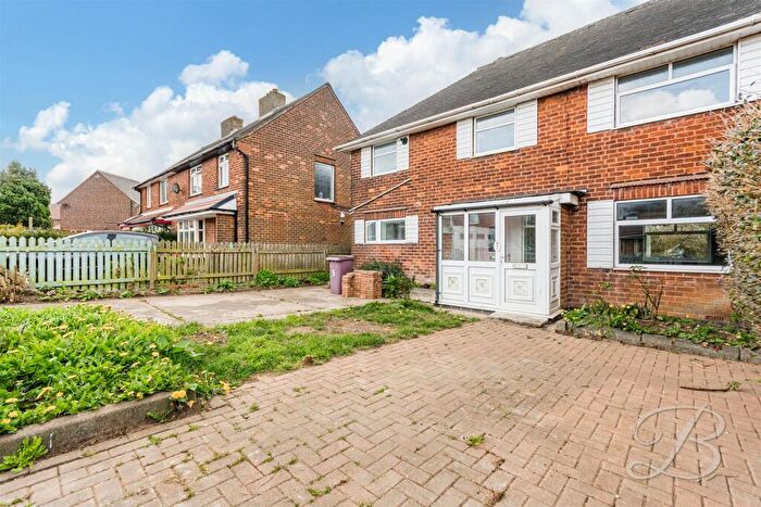 4 Bedroom Semi-Detached House For Sale In Castle Green, Bolsover, Chesterfield, S44