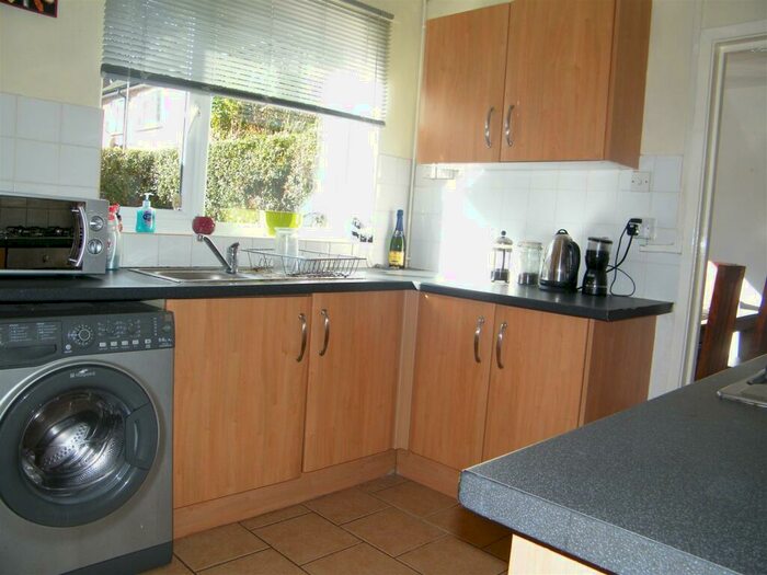 3 Bedroom Terraced House To Rent In Button Lane, Northern Moor, M23