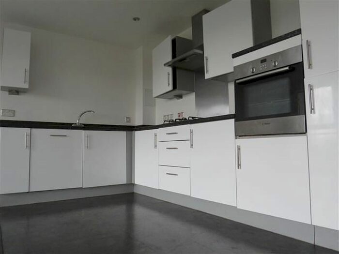 2 Bedroom Flat To Rent In Lonsdale, Wolverton, Milton Keynes, MK12