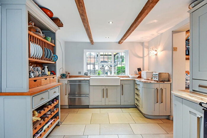 4 Bedroom Detached House For Sale In Bramdean Cottage, Bramdean, Alresford, SO24