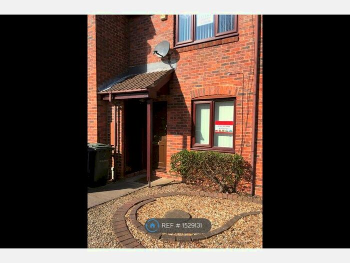 2 Bedroom Terraced House To Rent In Hunters Place, Newcastle Upon Tyne, NE2