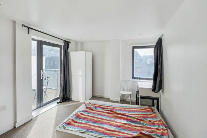 2 Bedroom Flat For Sale In Shakespeare Street, Nottingham, NG1