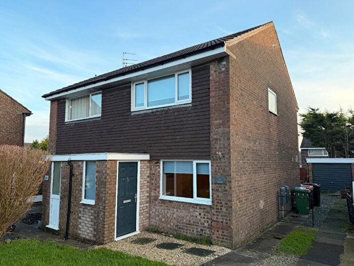 2 Bedroom Semi Detached House For Sale In Harewood Close, Poulton-Le-Fylde, Lancashire, FY6