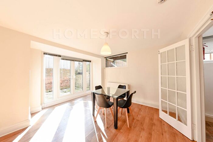 2 Bedroom Flat To Rent In Portland Rise, Finsbury Park, N4