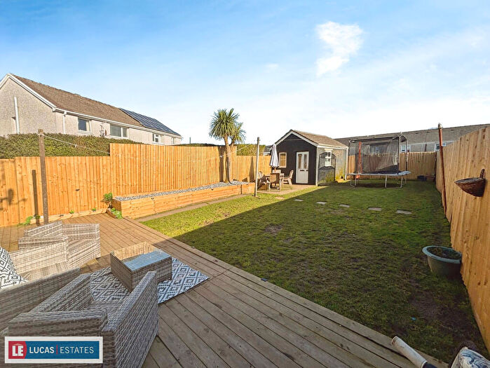 3 Bedroom Semi-Detached House For Sale In Haman Place, Gelligaer, Hengoed, CF82