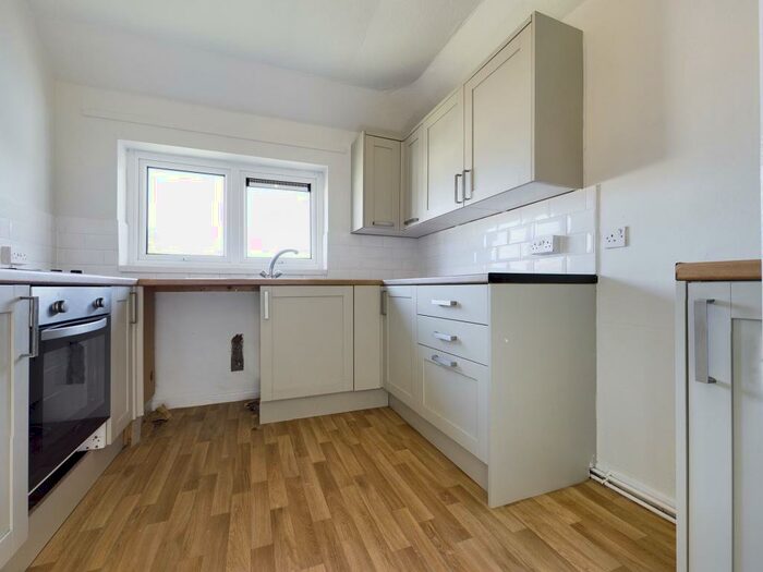 2 Bedroom Flat To Rent In The Slade Greens, Eyres Monsell, Leicester, LE2