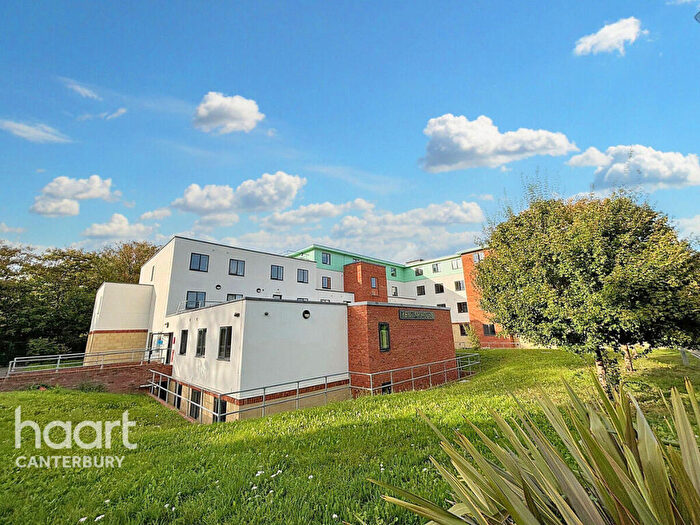 1 Bedroom Flat For Sale In Parham Road, Canterbury, CT1