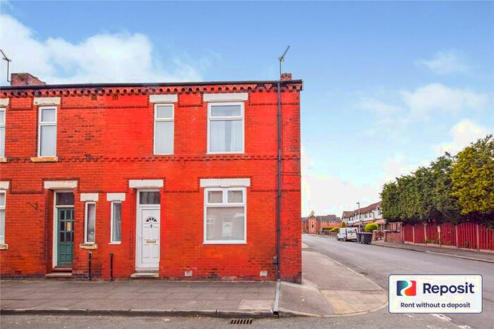 3 Bedroom End Of Terrace House To Rent In Martin Street, Salford, M5