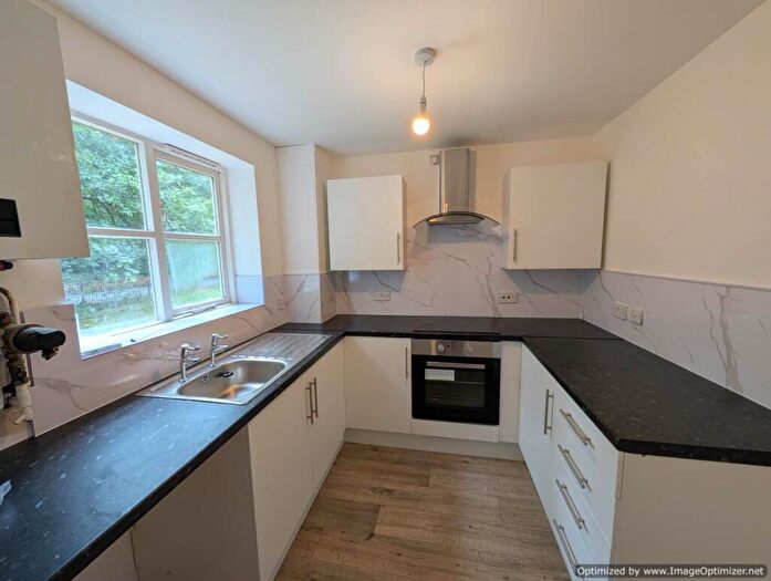 2 Bedroom Mews To Rent In Morgan Close, CW2