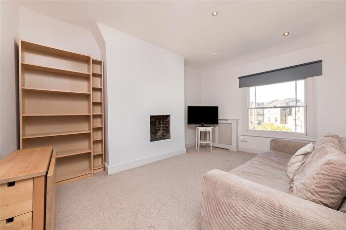 1 Bedroom Flat To Rent In Camden Park Road, Camden, NW1