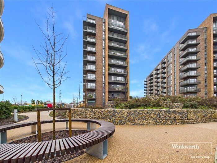 1 Bedroom Apartment For Sale In Flagstaff Road, Reading, Berkshire, RG2