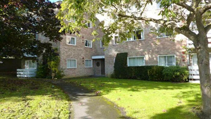 2 Bedroom Flat To Rent In Summertown, OX2