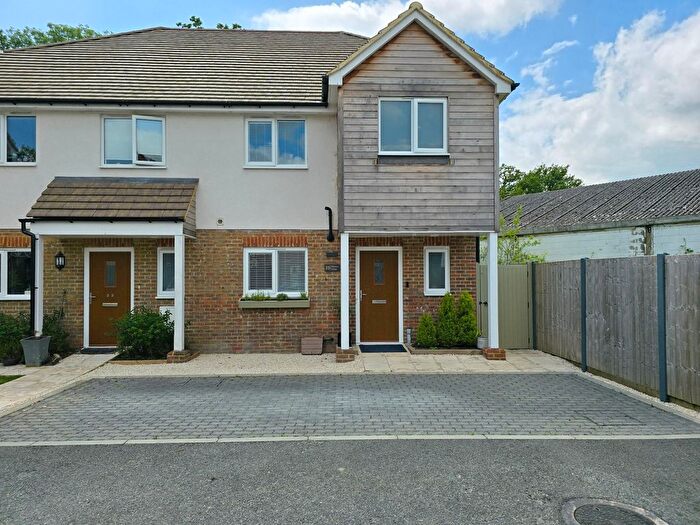 3 Bedroom Semi-Detached House For Sale In Massey Close, Thakeham, RH20