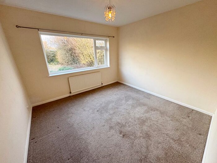 2 Bedroom Detached Bungalow For Sale In Elms View, Great Gonerby, Grantham, NG31