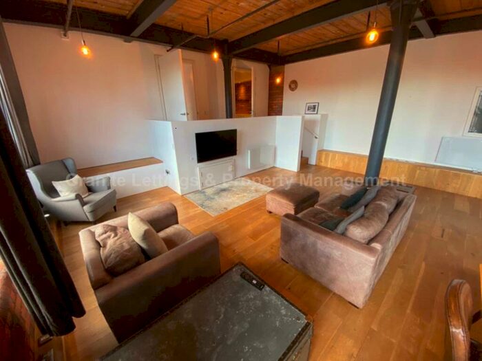 2 Bedroom Apartment To Rent In Albert Mill, Ellesmere Street, Castlefield, Manchester, M15