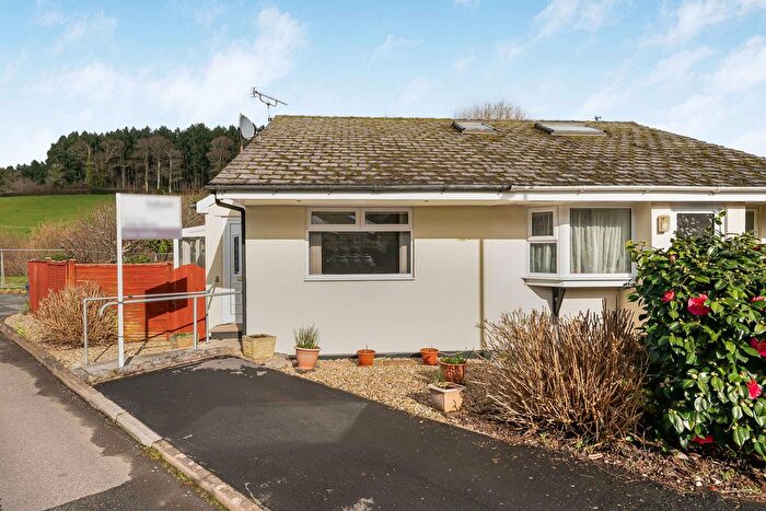 1 Bedroom Semi-Detached Bungalow For Sale In Wall Park, Totnes, TQ9