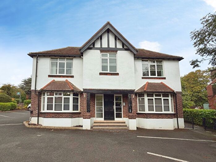 1 Bedroom Flat For Sale In Alcester Road, Stratford-Upon-Avon, CV37